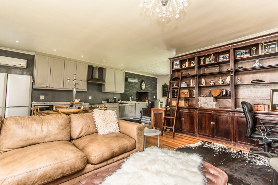 To Let 4 Bedroom Property for Rent in Vrykyk Western Cape